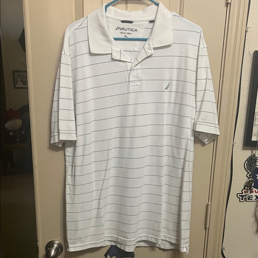Nautica Xl Men's Polo With White And Gray Stripes
